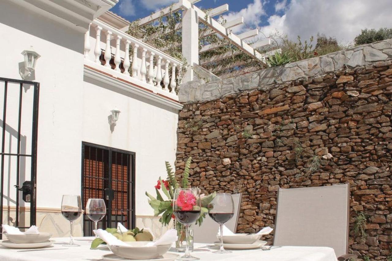 Fuentezuelas Pool Villa Sayalonga Exterior photo