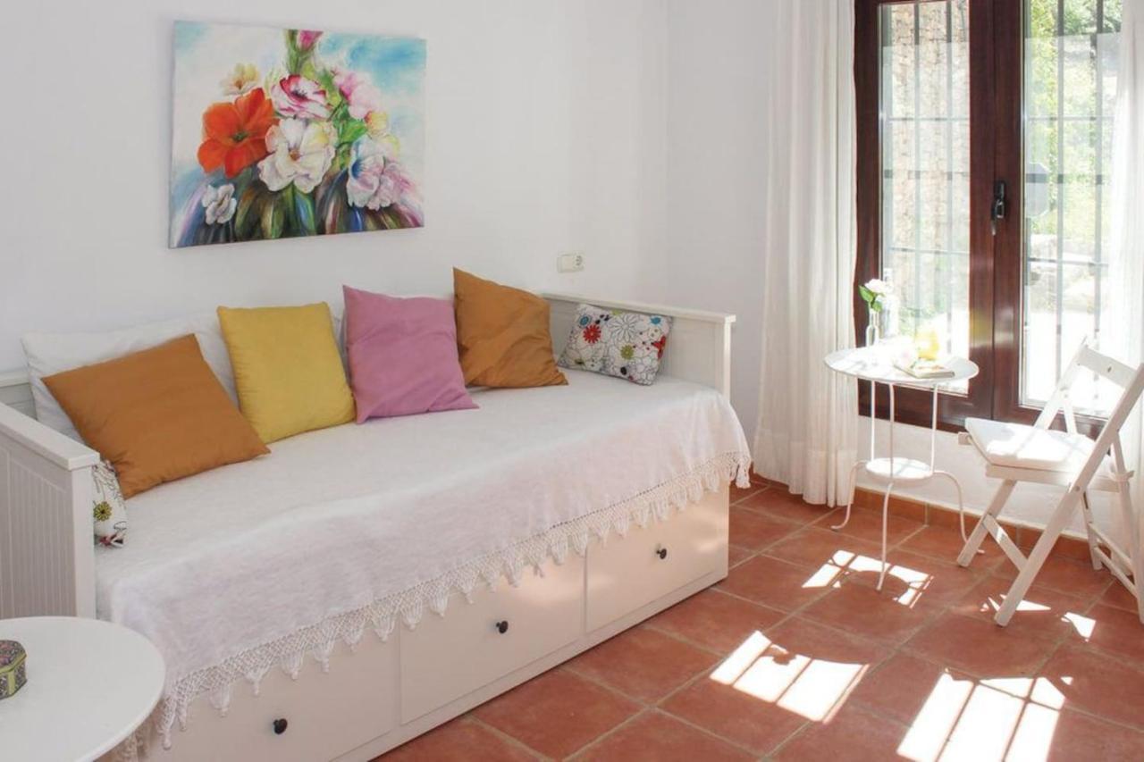 Fuentezuelas Pool Villa Sayalonga Exterior photo